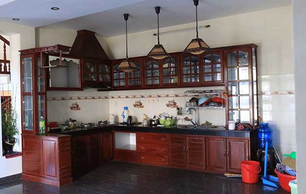 Phòng bếp nhà Yersin Đà Lạt